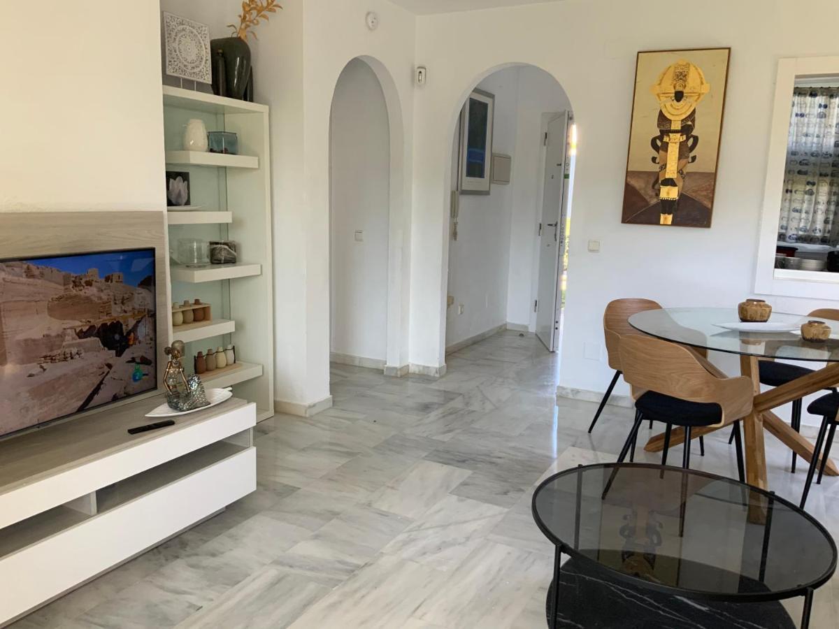 Apartamento Miraflores Tres Piscinas Cerca Del Mar - Albamar 라칼라데미야스 외부 사진