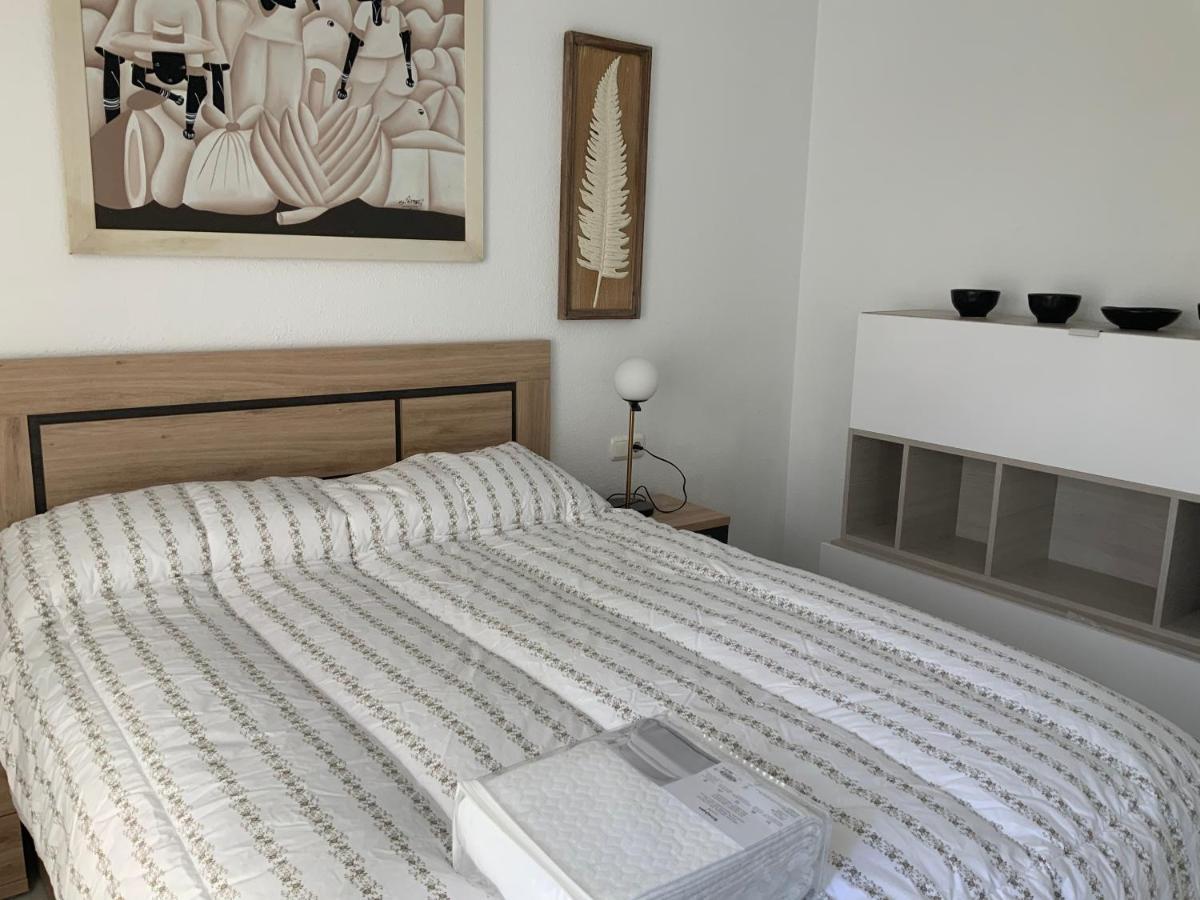 Apartamento Miraflores Tres Piscinas Cerca Del Mar - Albamar 라칼라데미야스 외부 사진