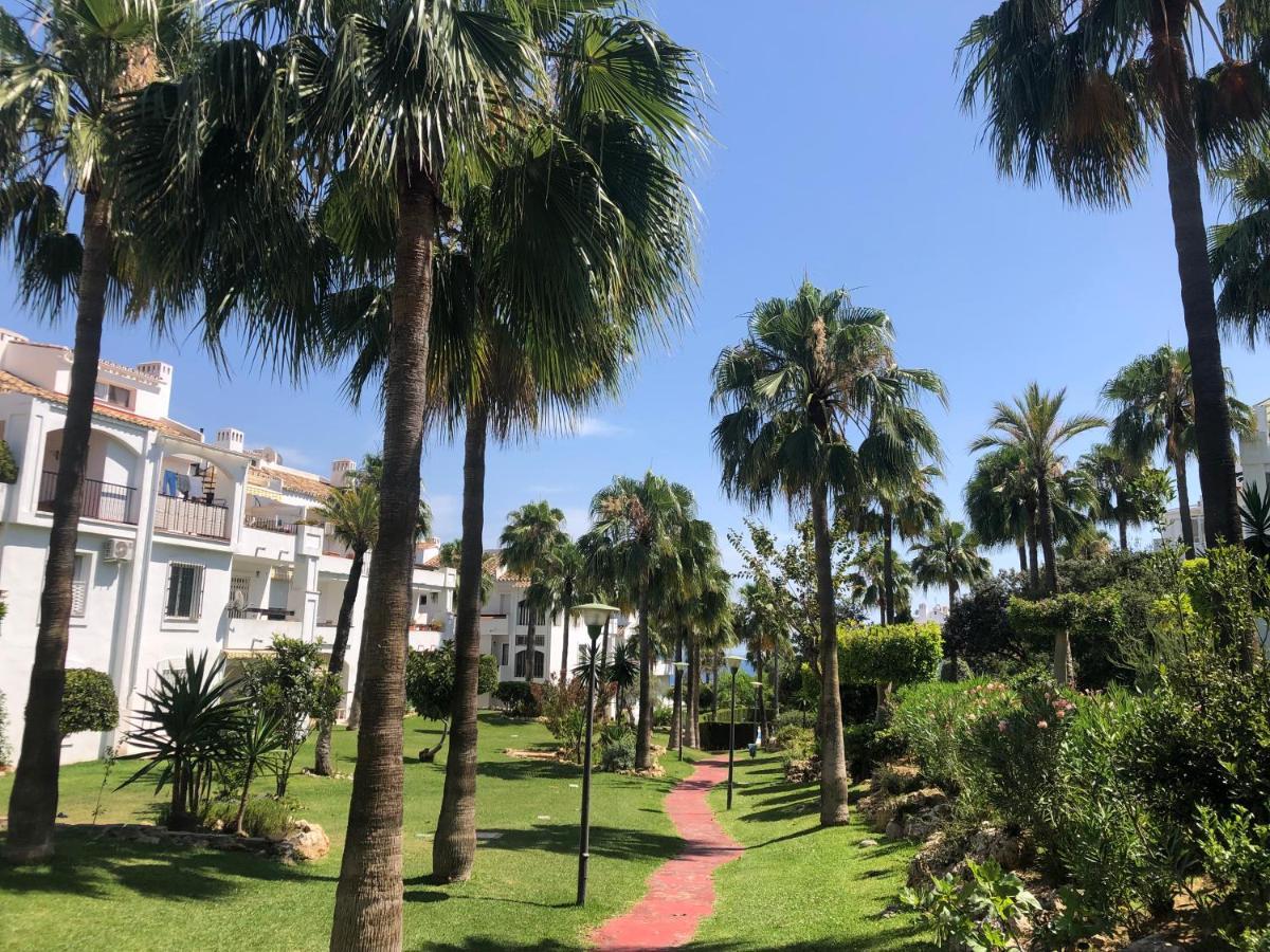 Apartamento Miraflores Tres Piscinas Cerca Del Mar - Albamar 라칼라데미야스 외부 사진